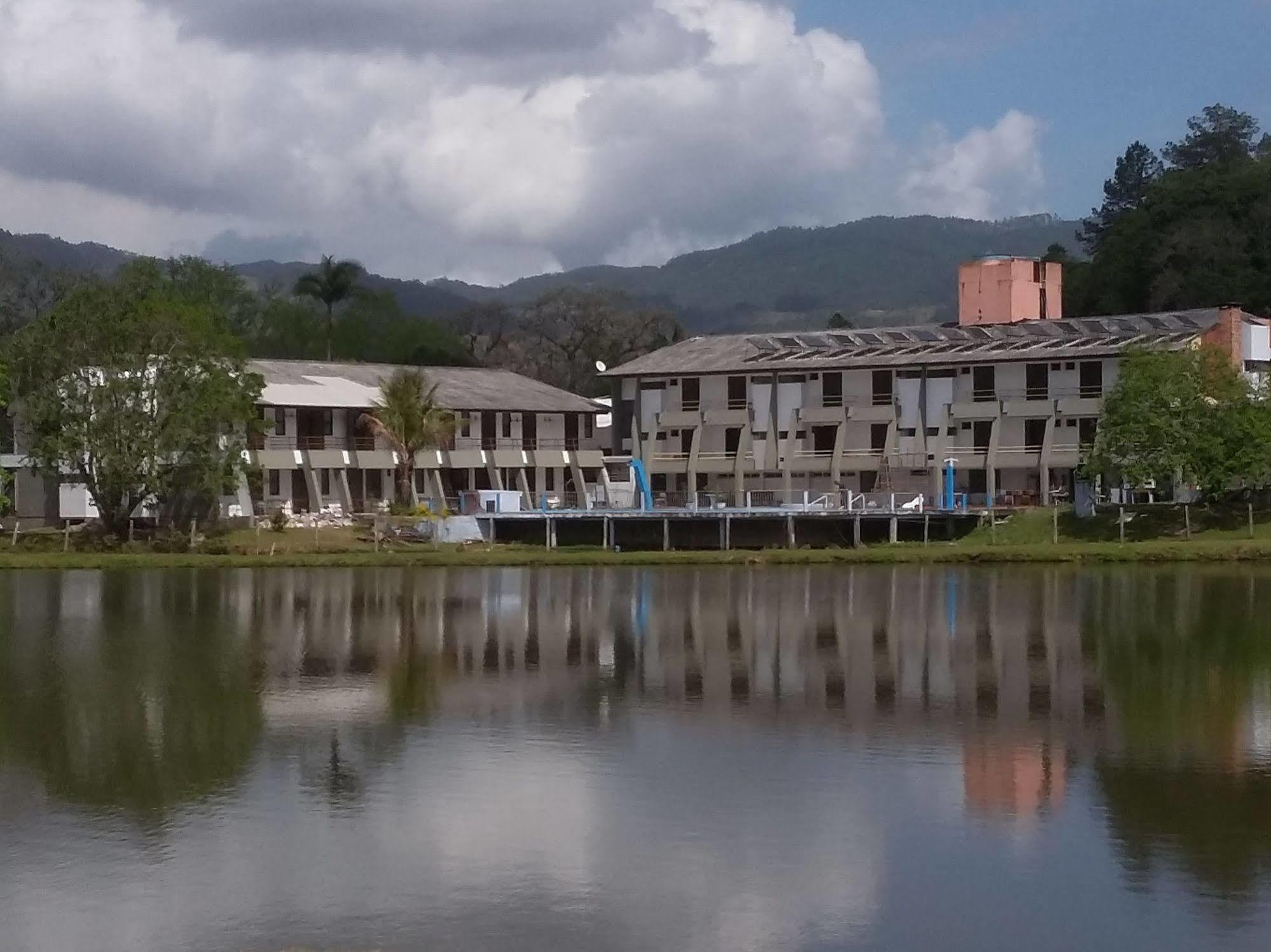 Hotel Termas Do Lago 그라바탈 외부 사진
